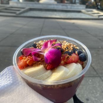 Zeleno - Açaí bowl - Sandwiches Near Me - Washington, DC, District of Columbia Zeleno - Açaí bowl - Sandwiches Near Me - Washington, DC, District of Columbia