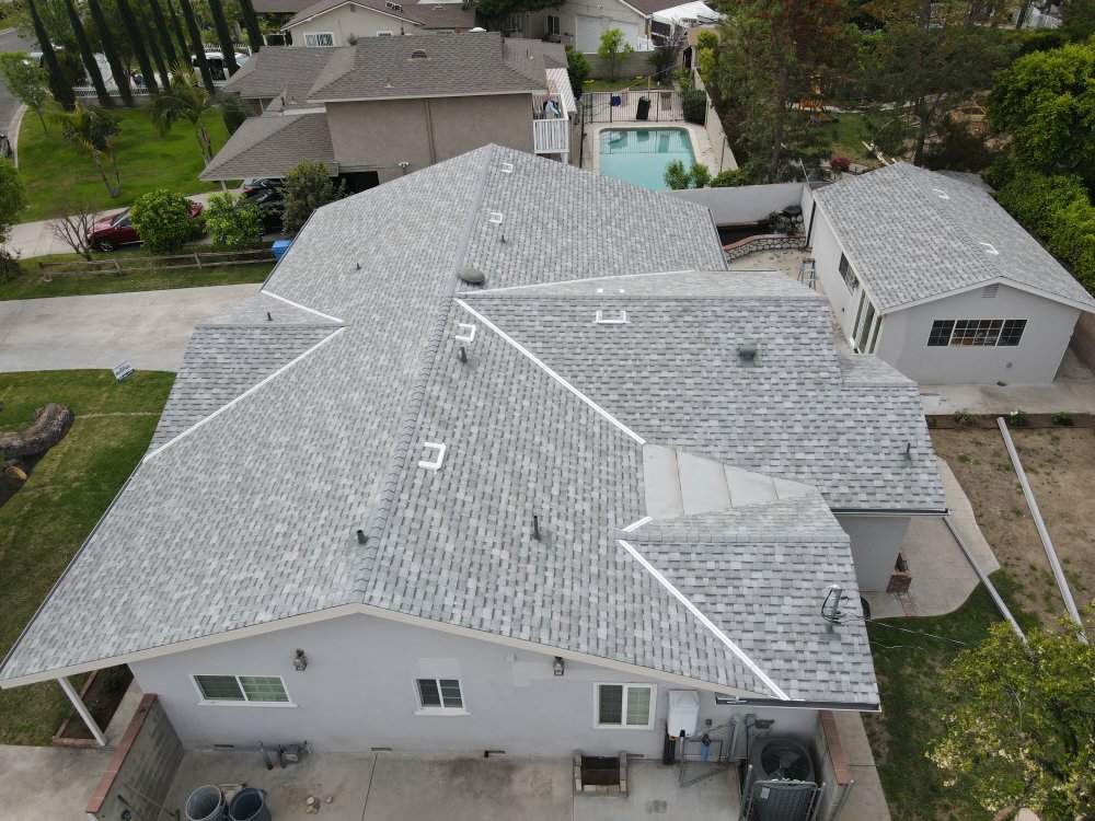 Slide of Bazan Roofing