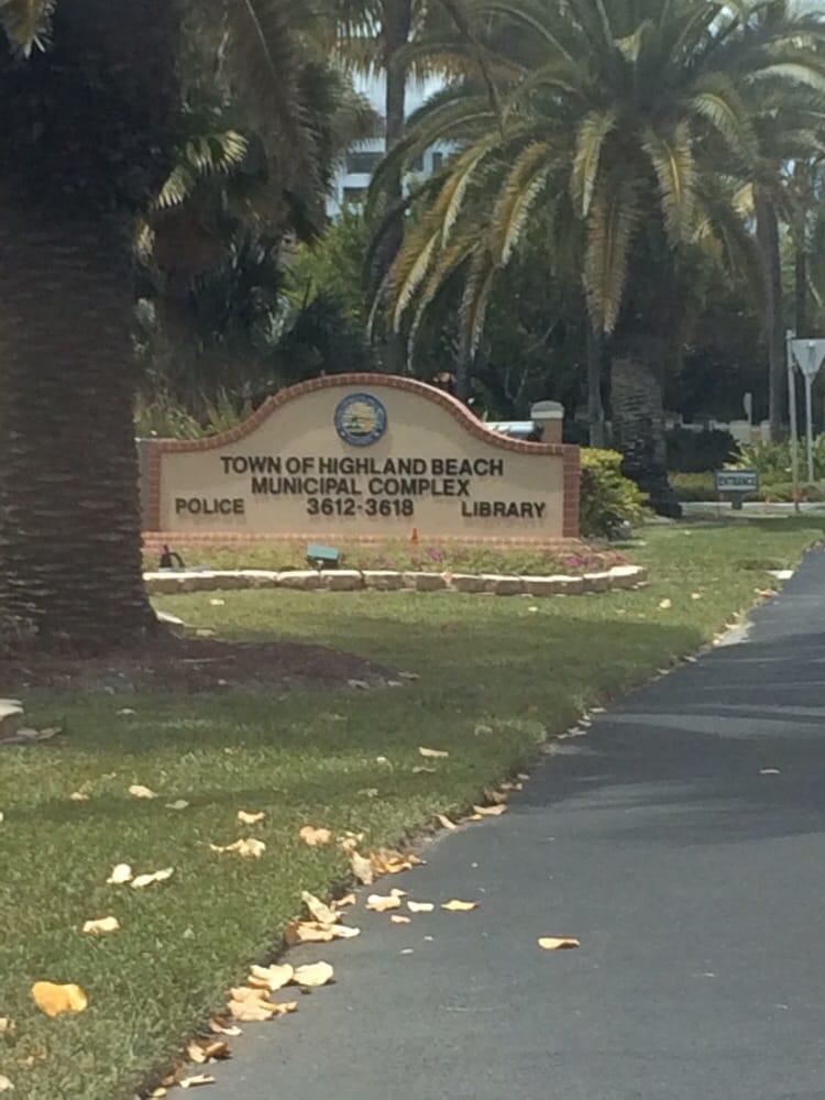 HIGHLAND BEACH POST OFFICE 3614 S Ocean Blvd, Highland Bch, Florida