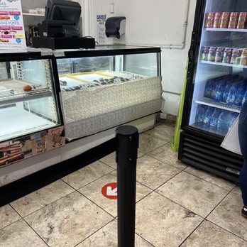 Leonard's Bakery - Inside case - Bakeries Near Me - Honolulu, Hawaii