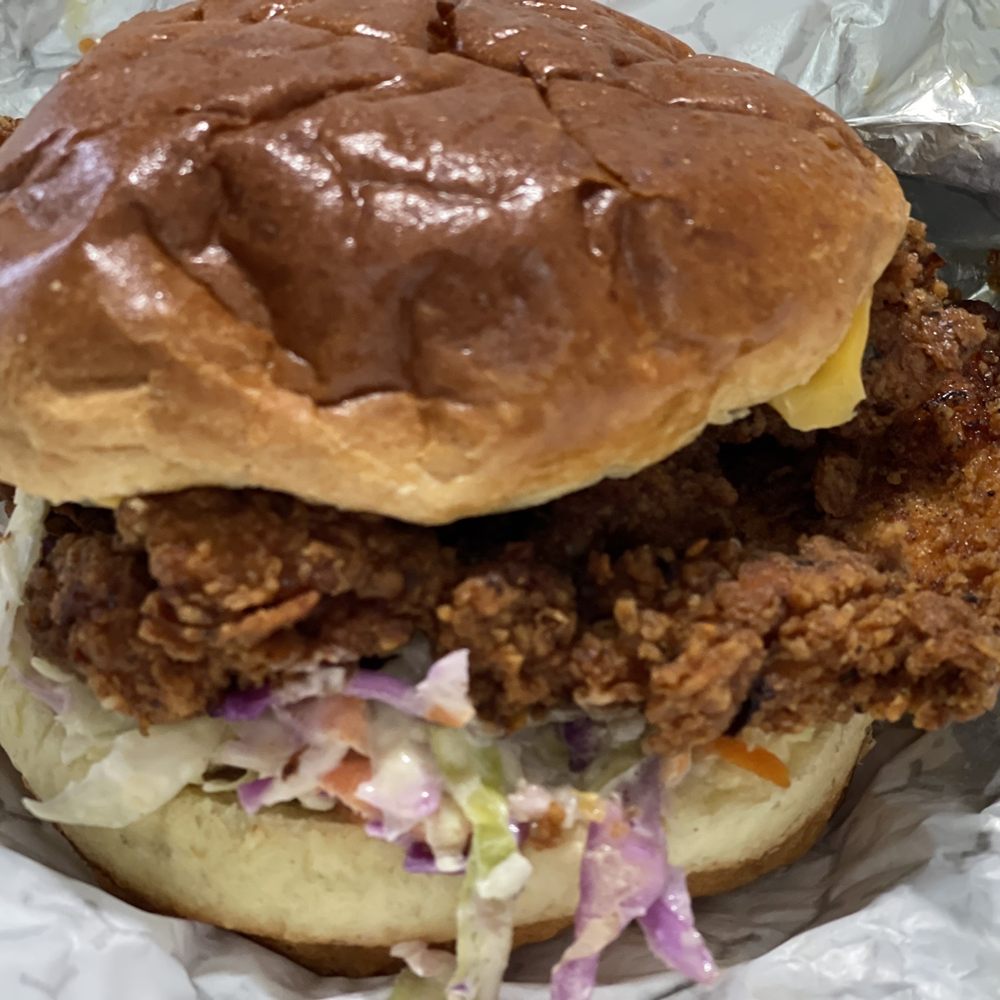 Lucy's - American Near Me - Chicago, Illinois