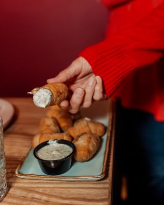 Catira | Venezuelan Kitchen & Cocktails by null