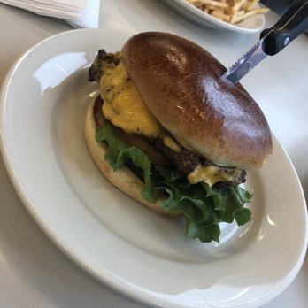 Steak ’n Shake - Burgers Near Me - Douglasville, Georgia