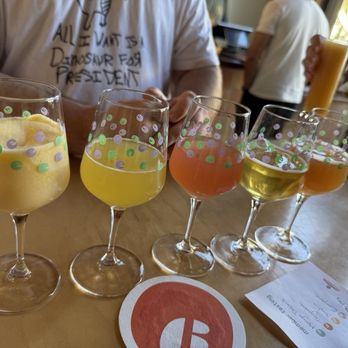 everywhere - Breweries Near Me - Orange, California