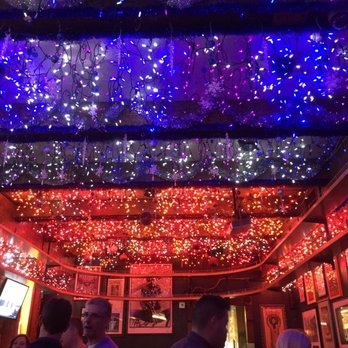 Butch McGuire's - Decor - Irish Near Me - Chicago, Illinois