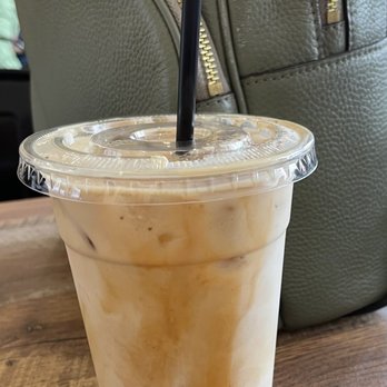 River & Rail Cafe - Iced mocha - Cafes Near Me - New Milford, Connecticut River & Rail Cafe - Iced mocha - Cafes Near Me - New Milford, Connecticut