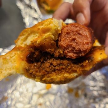 Jefferson Fry - Chili dirty dog - Burgers Near Me - Vernon, Connecticut Jefferson Fry - Chili dirty dog - Burgers Near Me - Vernon, Connecticut