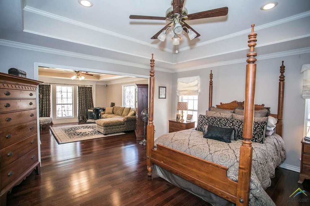 CLARK CRAWFORD CORNERSTONE BROKERAGE Updated August 2024 2104 W Grande Blvd, Tyler, Texas