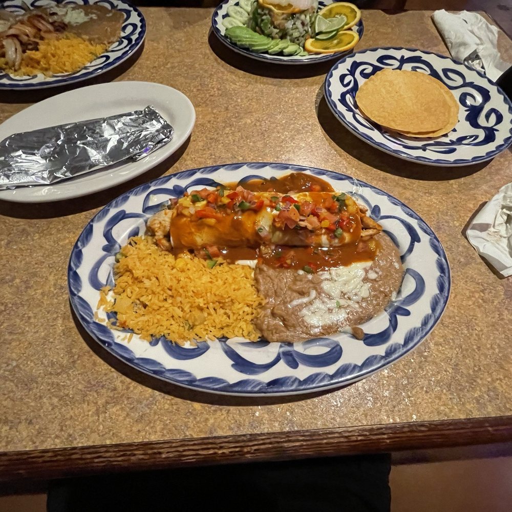 Had the Ceviche De Camaro, Burrito Festa, pollo vaqueros. All 3 of my diners I had with my tonight would definitely recommend this place. Had the Ceviche De Camaro, Burrito Festa, pollo vaqueros. All 3 of my diners I had with my tonight would definitely recommend this place.