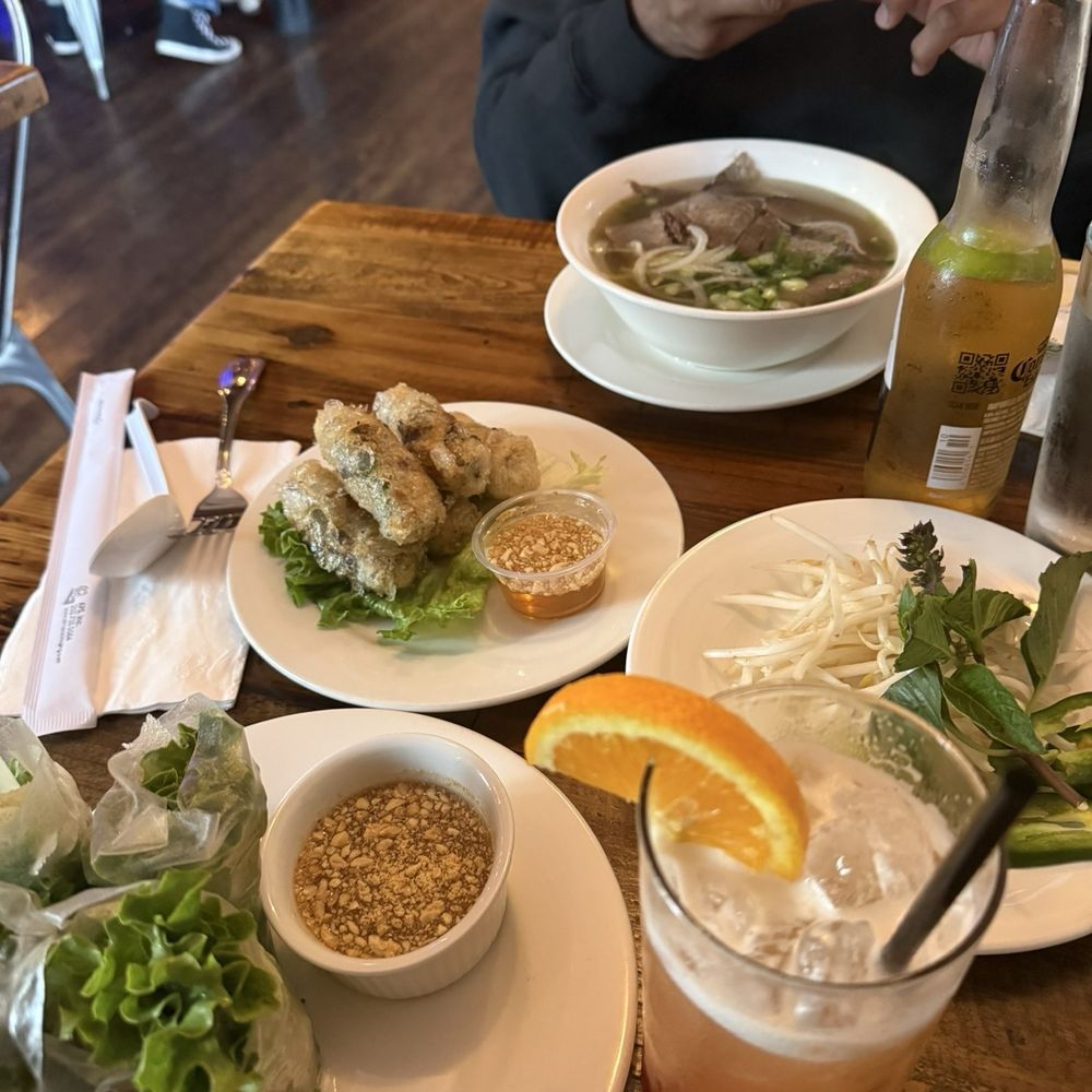 La Cà Bar - Vietnamese Near Me - Tacoma, Washington La Cà Bar - Vietnamese Near Me - Tacoma, Washington
