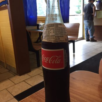 La Cuscatleca Pupuseria & Restaurant - Coke with sugar, no HFC! - Salvadoran Near Me - Des Moines, Iowa La Cuscatleca Pupuseria & Restaurant - Coke with sugar, no HFC! - Salvadoran Near Me - Des Moines, Iowa