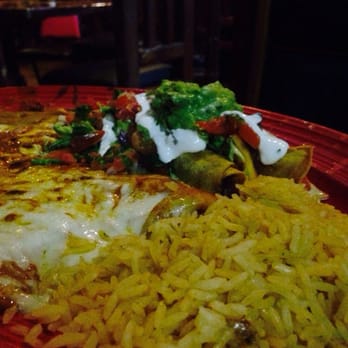 Salsa & Beer - Mexican Near Me - Van Nuys, California
