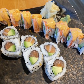 Kusshi - Galleria & Salmon Avocado rolls - Sushi Bars Near Me - Vienna, Virginia Kusshi - Galleria & Salmon Avocado rolls - Sushi Bars Near Me - Vienna, Virginia