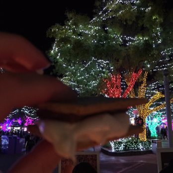 Holiday In The Park - S'mores - Festivals Near Me - Valencia, California