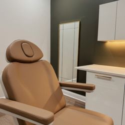 Elase Medical Spa - Yorkville