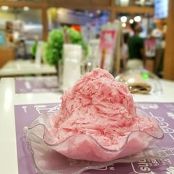 Cold Layers Cafe - Strawberry Snow Ice