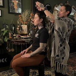Mystic Flora Apothecary - Full moon ceremony!!
