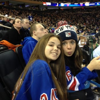 New York Rangers - Big fans (Jacquliet) - Professional Sports Teams Near Me - New York, New York