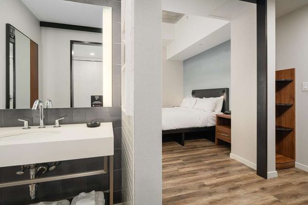 Motto By Hilton Philadelphia Rittenhouse Square by null