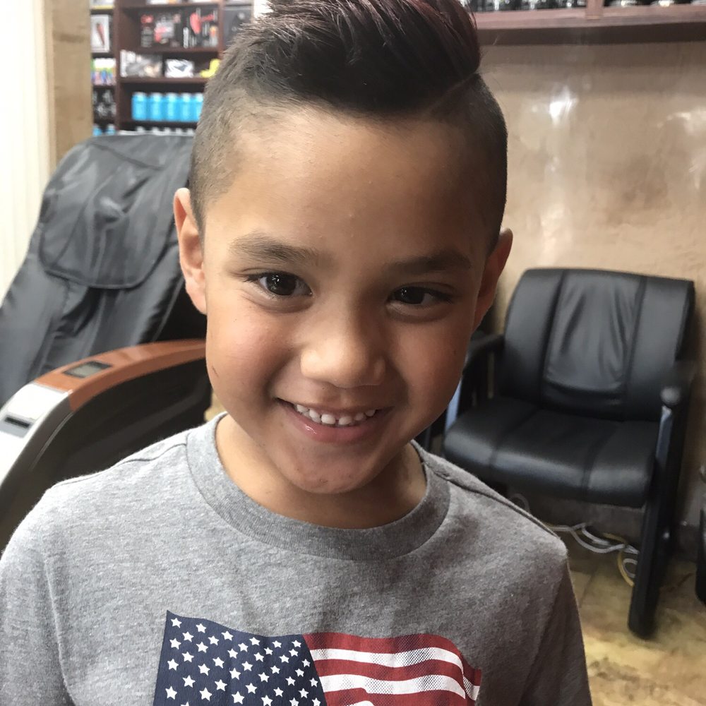 King's Cut - The finishing look. Fresh and clean. - Barbers Near Me - El Cajon, California King's Cut - The finishing look. Fresh and clean. - Barbers Near Me - El Cajon, California