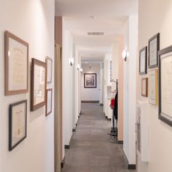 Leung Dental - Wilson W. Leung, DDS & Katherine Leung, DDS - Spacious hallway leading to our patient rooms