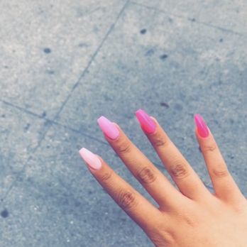 HN Passion Nails - pink ombré - Nail Salons Near Me - Glendale, California