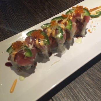 Sushiholic Arcadia - Tuna Lover roll - Sushi Bars Near Me - Phoenix, Arizona Sushiholic Arcadia - Tuna Lover roll - Sushi Bars Near Me - Phoenix, Arizona