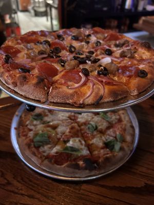 Damn Fine Pizza by null