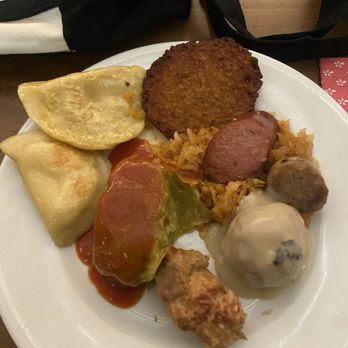 Polonia Restaurant - Polish Near Me - Hamtramck, Michigan
