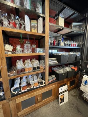 New World Distillery by null