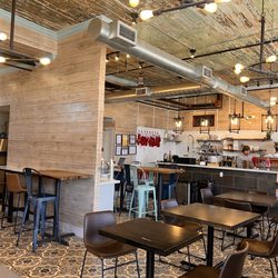 Red Light Coffee Roasters - Indoor