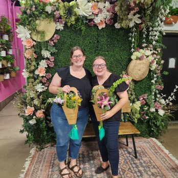 In Bloom Florist - Florists Near Me - Orlando, Florida In Bloom Florist - Florists Near Me - Orlando, Florida