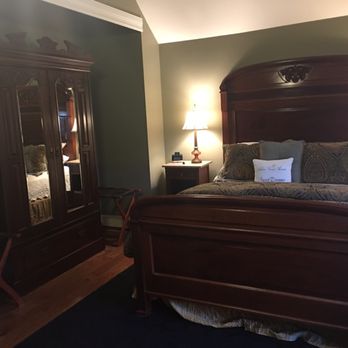 Arbor Guest House - Our room was perfect! Clean and home-like! Truly a haven. - Guest Houses Near Me - Napa, California Arbor Guest House - Our room was perfect! Clean and home-like! Truly a haven. - Guest Houses Near Me - Napa, California