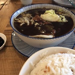 Satu Satu - Bak kut teh with spring onion oily rice. Authentic!