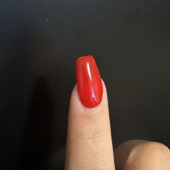 T20 Nail Spa - The nail goes to the left. - Nail Salons Near Me - Richland, Washington
