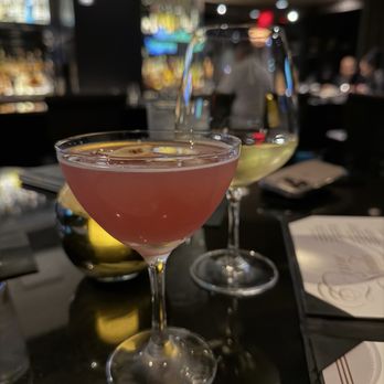 Morton's The Steakhouse - Drinks - Steakhouses Near Me - Sacramento, California Morton's The Steakhouse - Drinks - Steakhouses Near Me - Sacramento, California