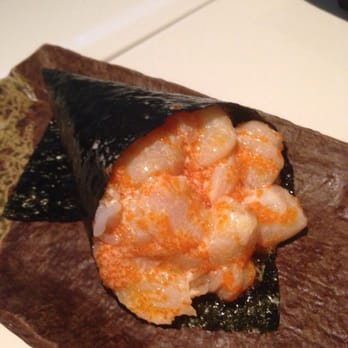 Ootoro Sushi - Scallop handroll - Japanese Near Me - Walnut, California Ootoro Sushi - Scallop handroll - Japanese Near Me - Walnut, California