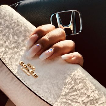 La'Queen Nails & Spa - Nail Salons Near Me - Manteca, California