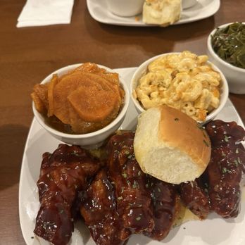 Glonda’s Homestyle - Fried Wingettes (6) with 2 Sides & Drink - Soul Food Near Me - Greensboro, North Carolina