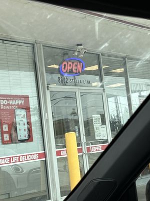 Shipley Do-Nuts by null