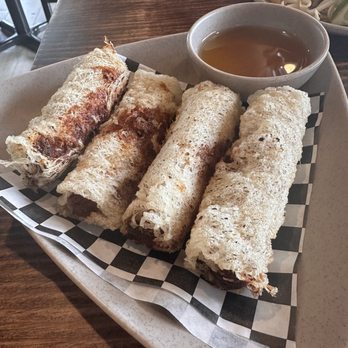 Pholicious - Egg rolls - Vietnamese Near Me - Elk Grove, California Pholicious - Egg rolls - Vietnamese Near Me - Elk Grove, California