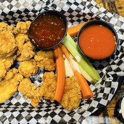 Ollie's Pub & Grub | Breck - Boneless Wings