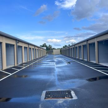 StoreEase - Self Storage Near Me - Deltona, Florida StoreEase - Self Storage Near Me - Deltona, Florida