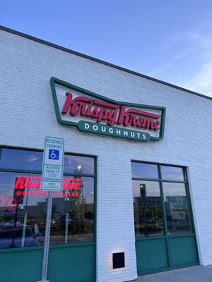 Krispy Kreme by null