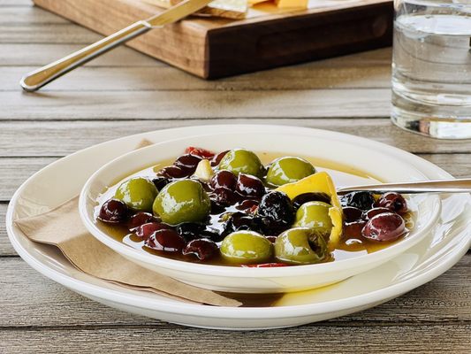 Alloro Vineyard by null