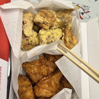 bb.q Chicken&Pub - Cheese and honey garlic - Korean Near Me - Toronto, Ontario bb.q Chicken&Pub - Cheese and honey garlic - Korean Near Me - Toronto, Ontario