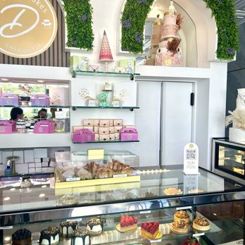 Delicee Cakes - Bakeries Near Me - Los Angeles, California Delicee Cakes - Bakeries Near Me - Los Angeles, California