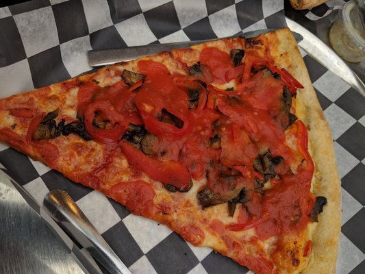 Junior's Pizza by null