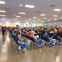 Roseville DMV Office - So many people here! Parking lot is quite full.