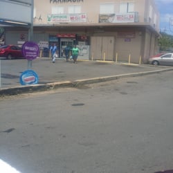 Farmacia Mediania - The outside of the Farmacia